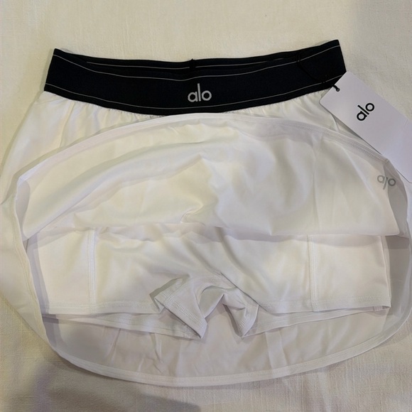 ALO Yoga Match Point Tennis Skirt 🎾 - Picture 8 of 9